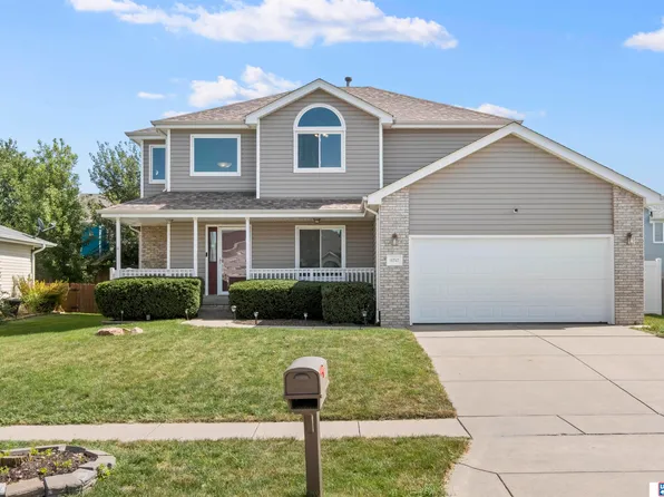 3257 Prairieview Dr, Lincoln, NE 68504