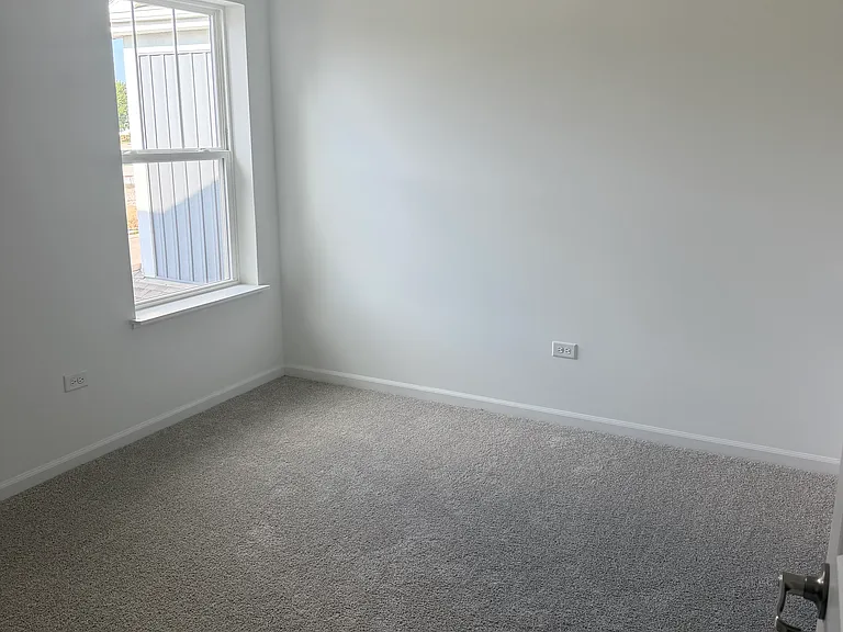 1019 Shagbark Ln #1019 — Photo 16