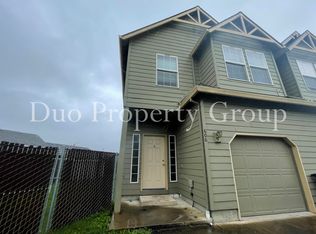 606 S 41st Ct, Springfield, OR 97478