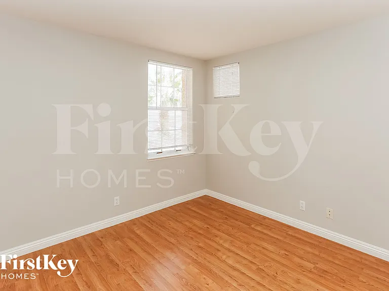 7841 Cocoa Beach Cir — Photo 12