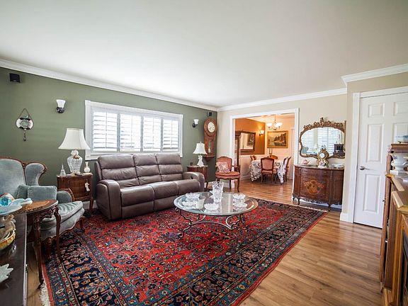 5th image of 6237 Solomon Ct