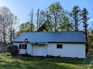 125 Mabel Ln, Franklin, PA 16323