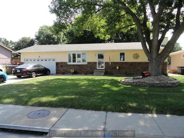 1825 N Hancock Ave, Grand Island, NE 68803