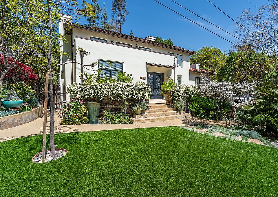 1401 El Rito Ave. Glendale, 
