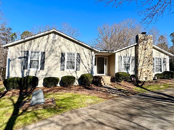 2nd image of 2400 Burnette Dr