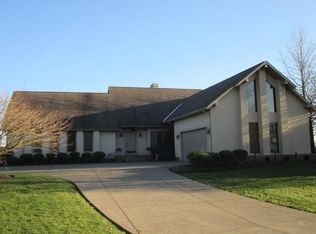 606 Fairwinds Ct, Greensburg, PA