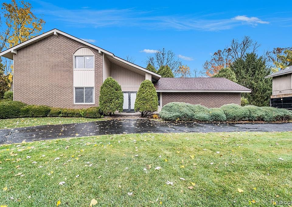 29222 Creek Bend Dr, Farmington Hills, MI 48331 Zillow