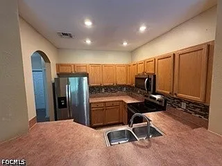 10091 Pacific Pines Ave — Photo 9