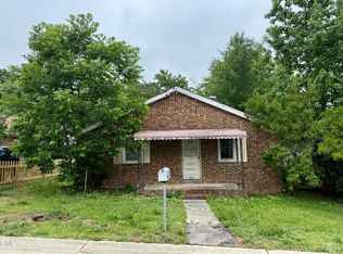 502 1st St, Apex, NC 27502