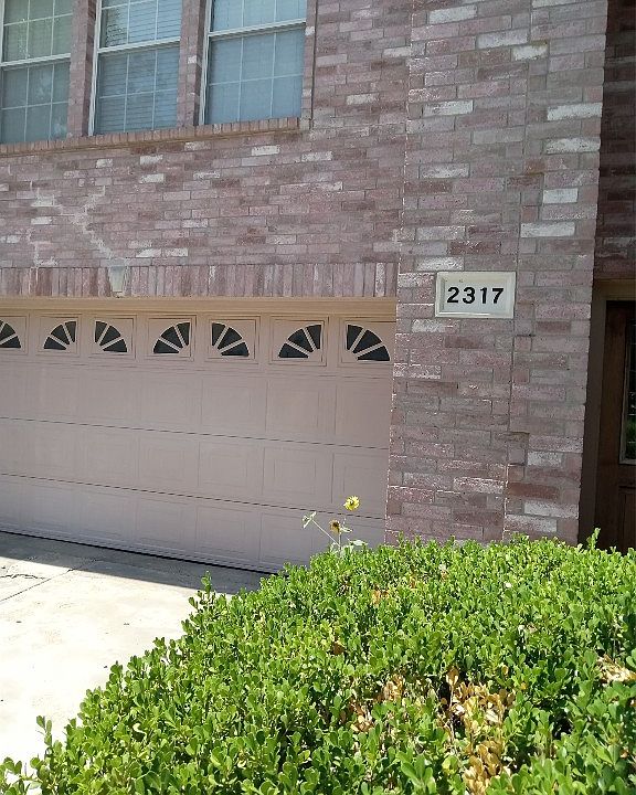1st image of 2317 Bantry Ln