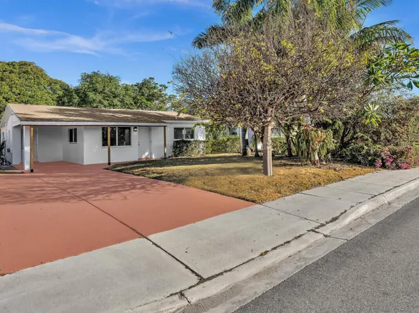 423 NW 10th Avenue, Boynton Beach, FL 33435