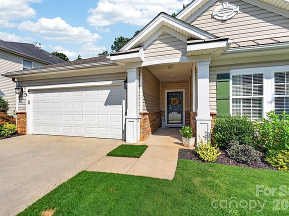 2nd image of 136 Rose Tree Ln