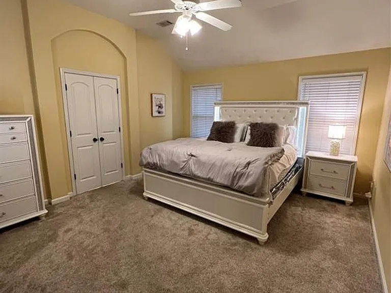 9713 Silver Bell Ct — Photo 12