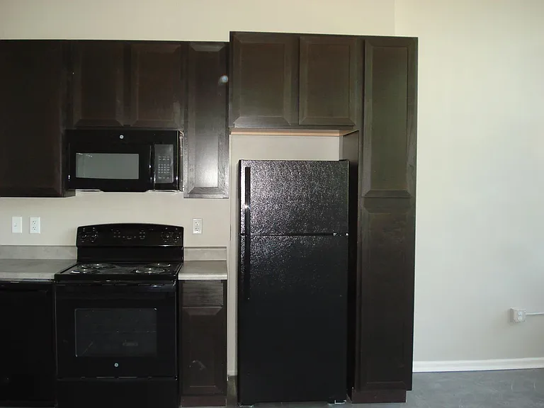 308 E Corning St — Photo 52