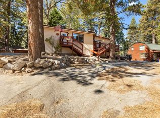 31527 Hilltop Dr, Running Springs, CA 92382