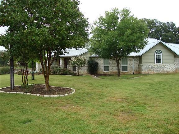 3rd image of 18026 Southhill Dr