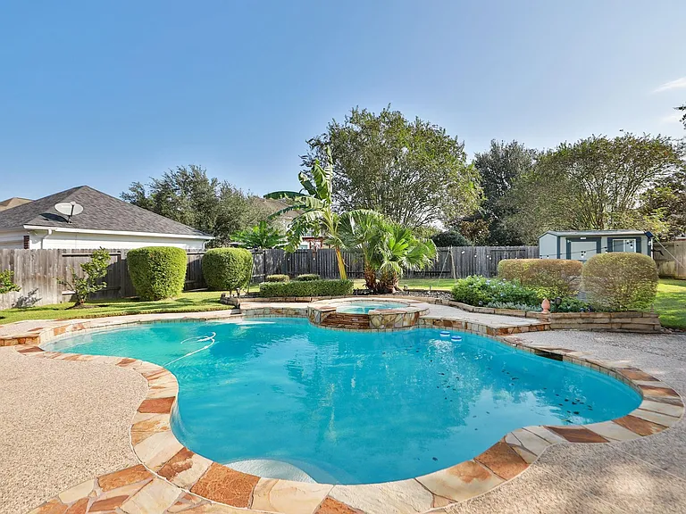 8410 Brighton Lake Ln — Photo 35
