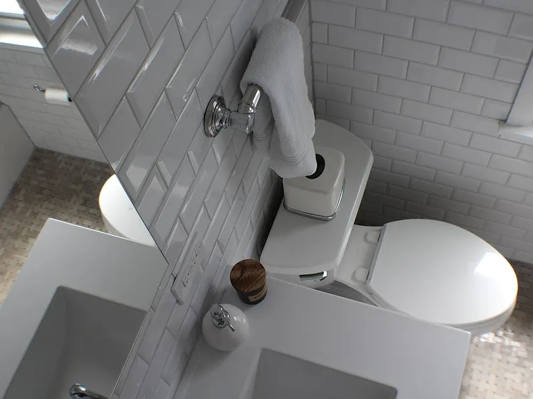 Upstairs bathroom