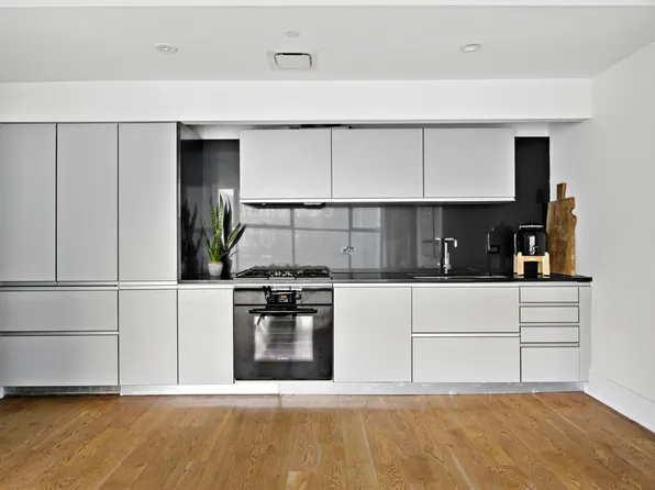 115 Norfolk Street image 6 of 13