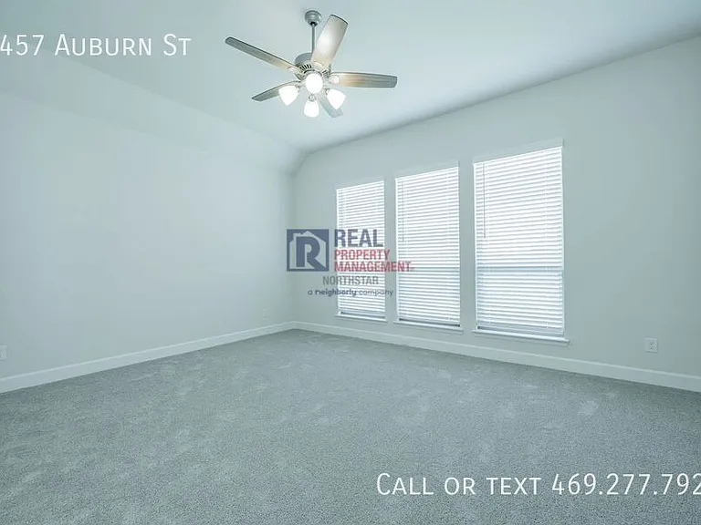2457 Auburn St — Photo 19