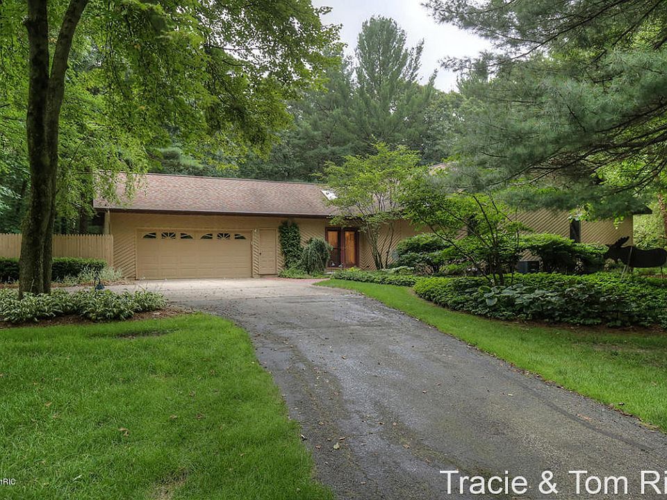 1st image of 8550 Ammerman Dr NE