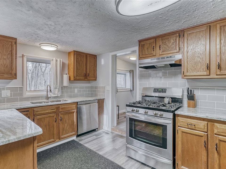 178 Ballantyne Rd, Rochester, NY 14623 Zillow