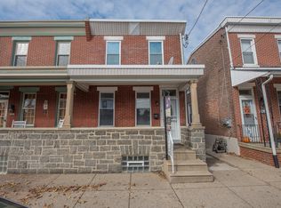 4472 Almond St, Philadelphia, PA 19137