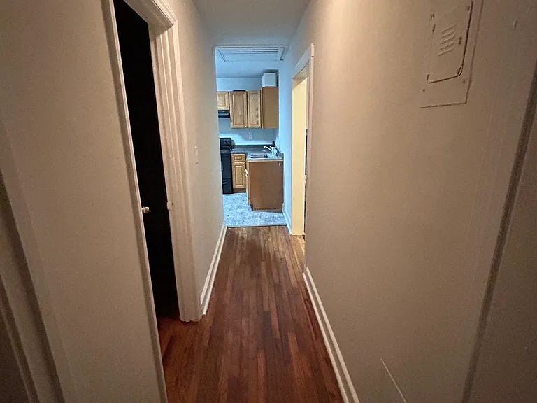 305 Orange St — Photo 8