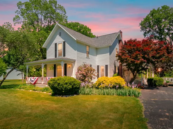 60023 Constantine Rd, Three Rivers, MI 49093