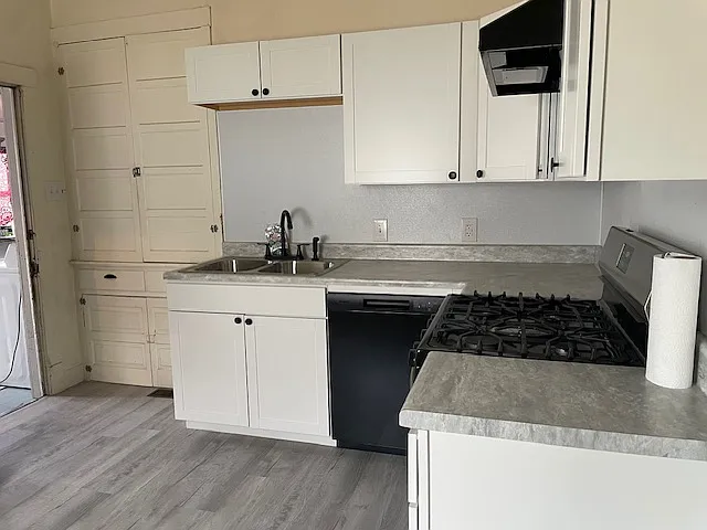 922 Colorado Ave — Photo 3
