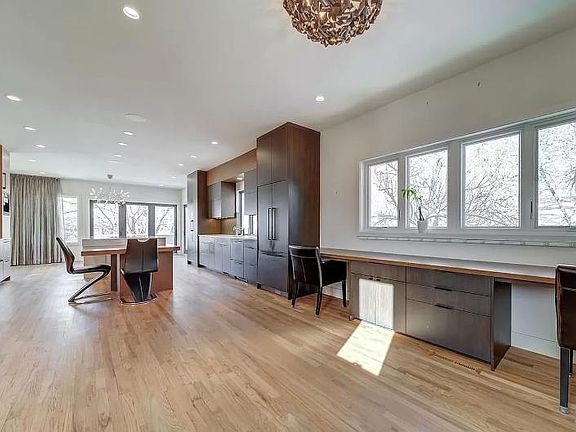 Build in desks and eating area