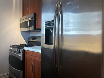 Rented by (Legacy) Elegran