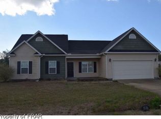 235 Driftwood Ln, Raeford, NC 28376