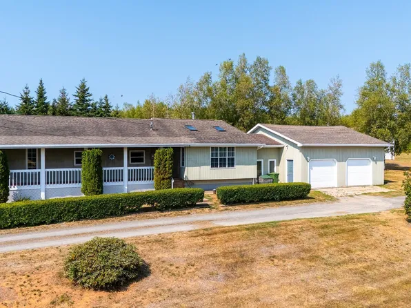 1477 Lakewood Rd, Kings, NS B4N 3V7