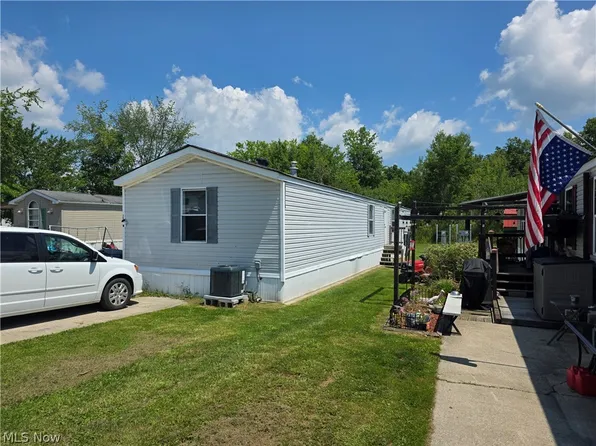 2908 Rosemary Ave, Southington, OH 44470