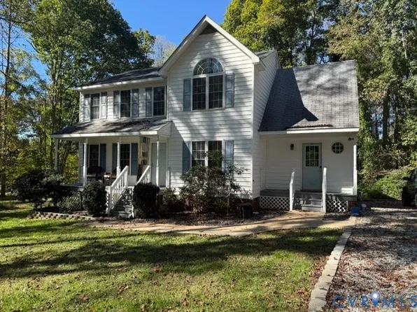 1611 Walkers Ridge Rd, Powhatan, VA 23139
