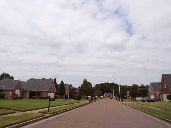 4th image of 8453 Wolf Willow Ln