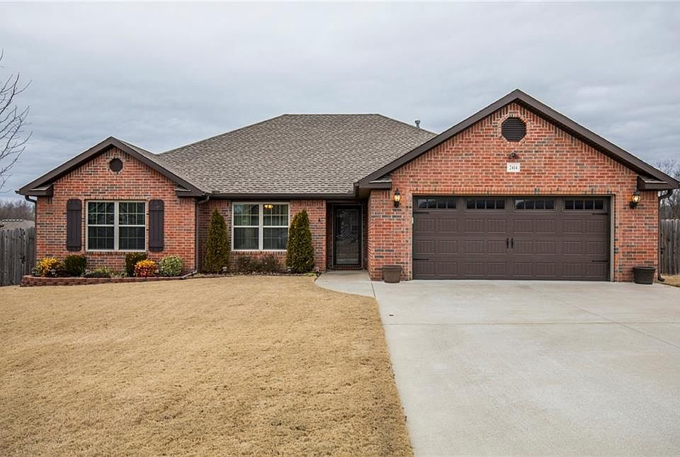 1st image of 2414 Heather Lynn Ln