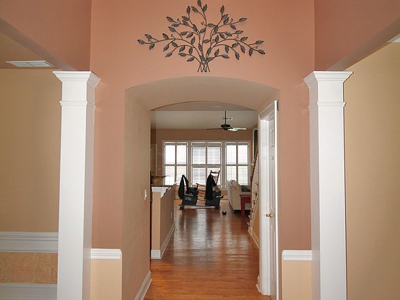 2nd image of 605 Ballington Dr