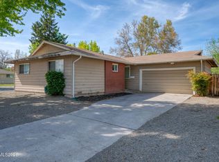 100 E Lenwood Dr, Sparks, NV 89431