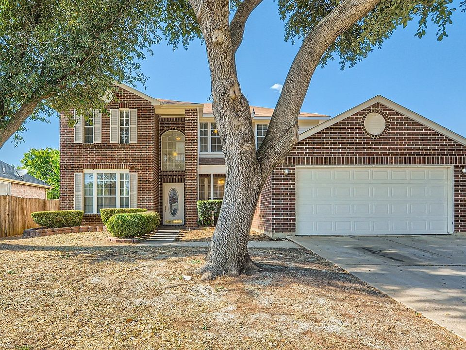 1st image of 811 Blossomwood Dr