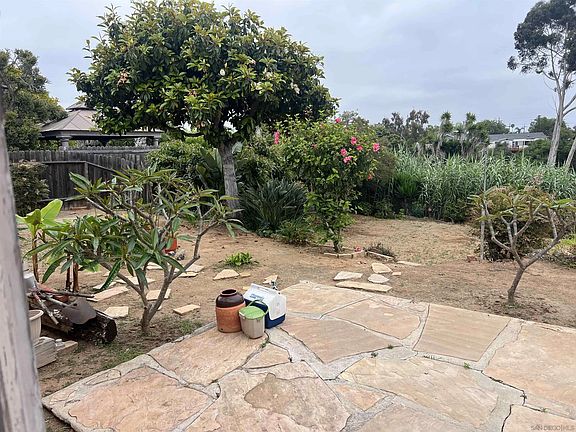 4th image of 4181 Cole Way