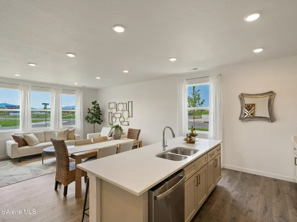 5177 E Norma Ave, Post Falls, ID 83854