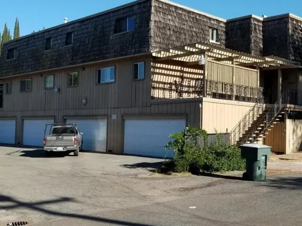 2004 Grange Ave, Stockton, CA 95204