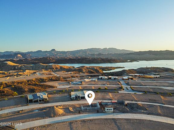 5th image of 2404 Desert Ridge Ct W