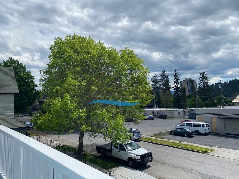 403 E Wallace Ave #2 — Photo 21