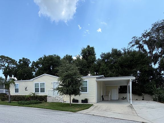 2nd image of 36126 Palm Breeze Ln