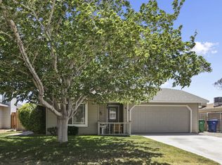 616 Heather Ct, Ridgecrest, CA 93555