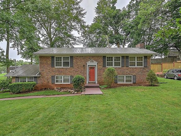 2nd image of 1008 Beechwood Dr