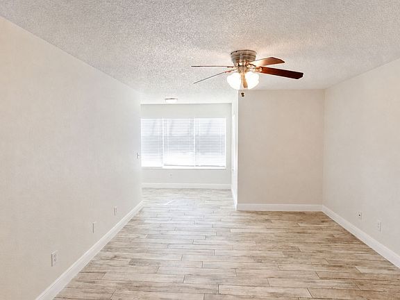 5th image of 5156 Conroy Rd #16